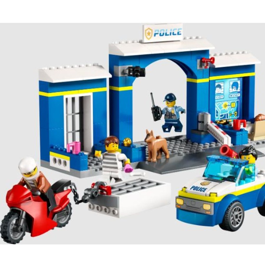 Lego LEGO Systems, Inc. | 60370 Police Station Chase